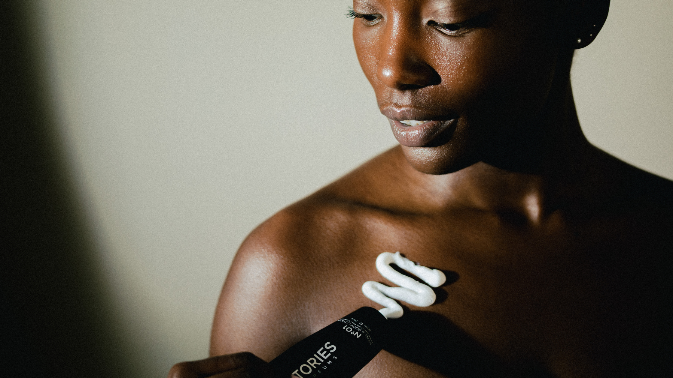 Fragrance Layering: How to Make Your Perfume Last All Day