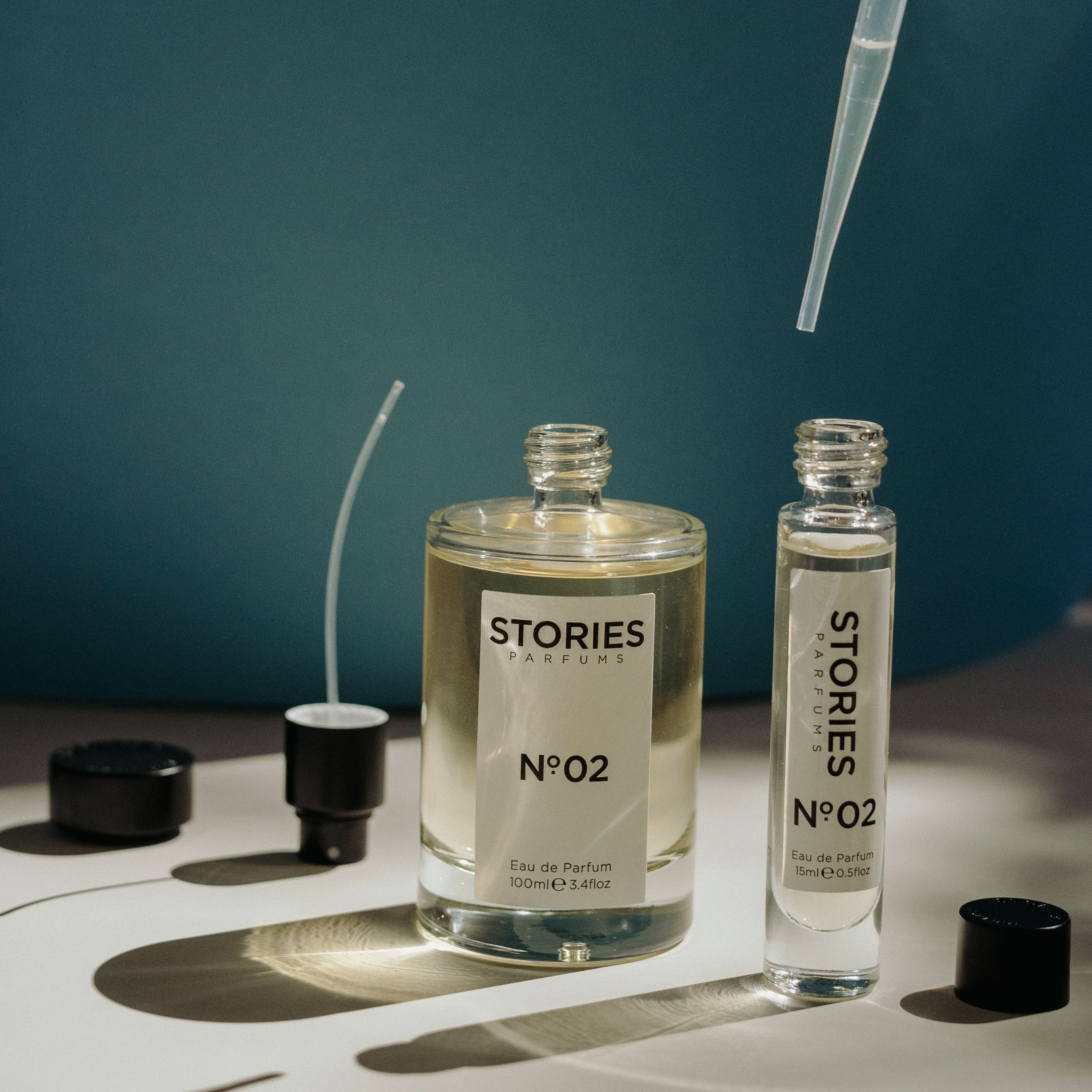 STORIES Nº.02 Eau de Parfum in use