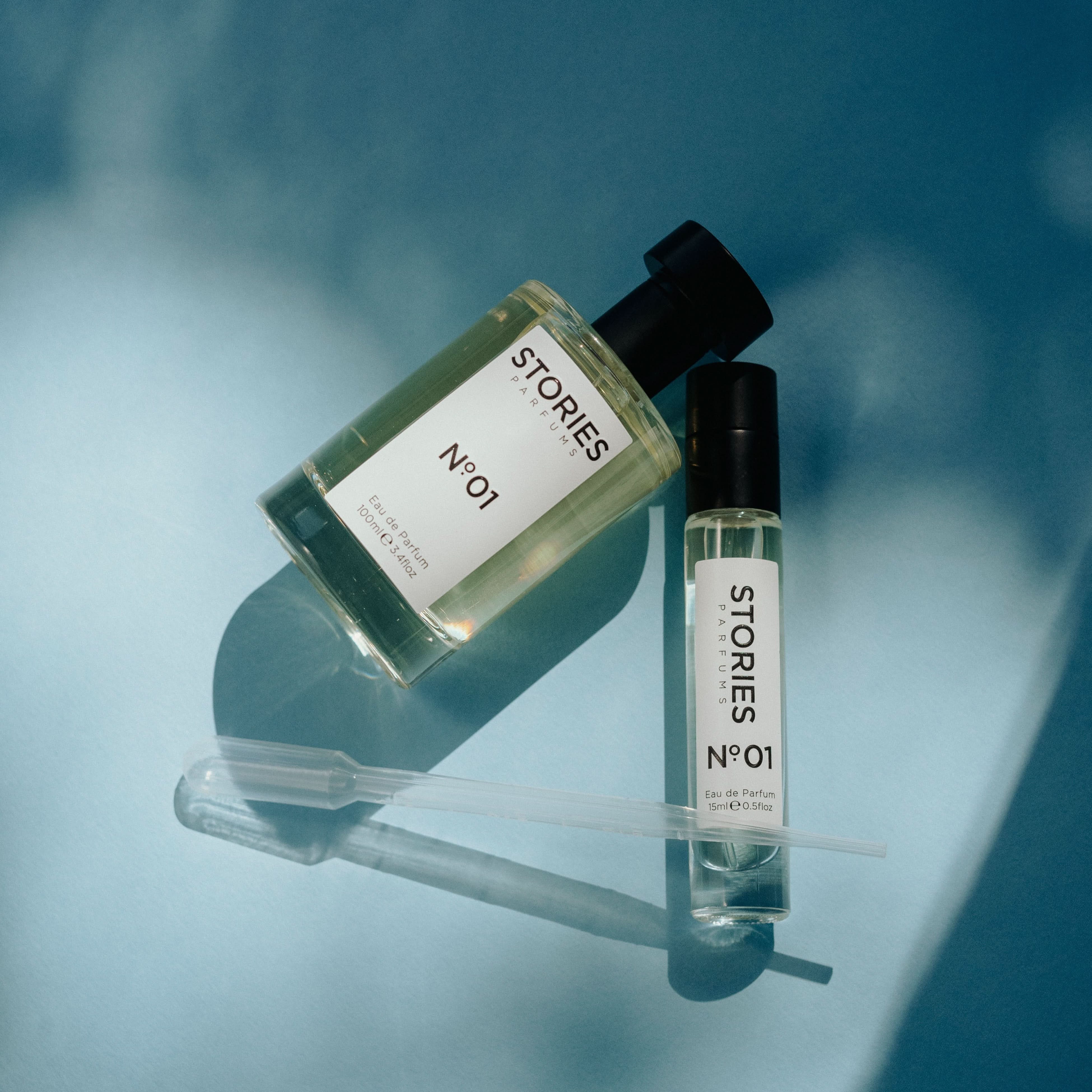 STORIES Nº.01 Eau de Parfum in use